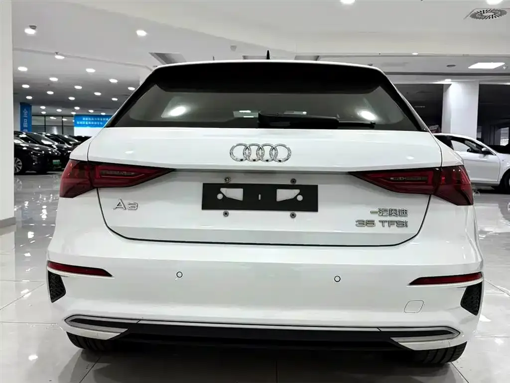 Audi A3 — фото 2