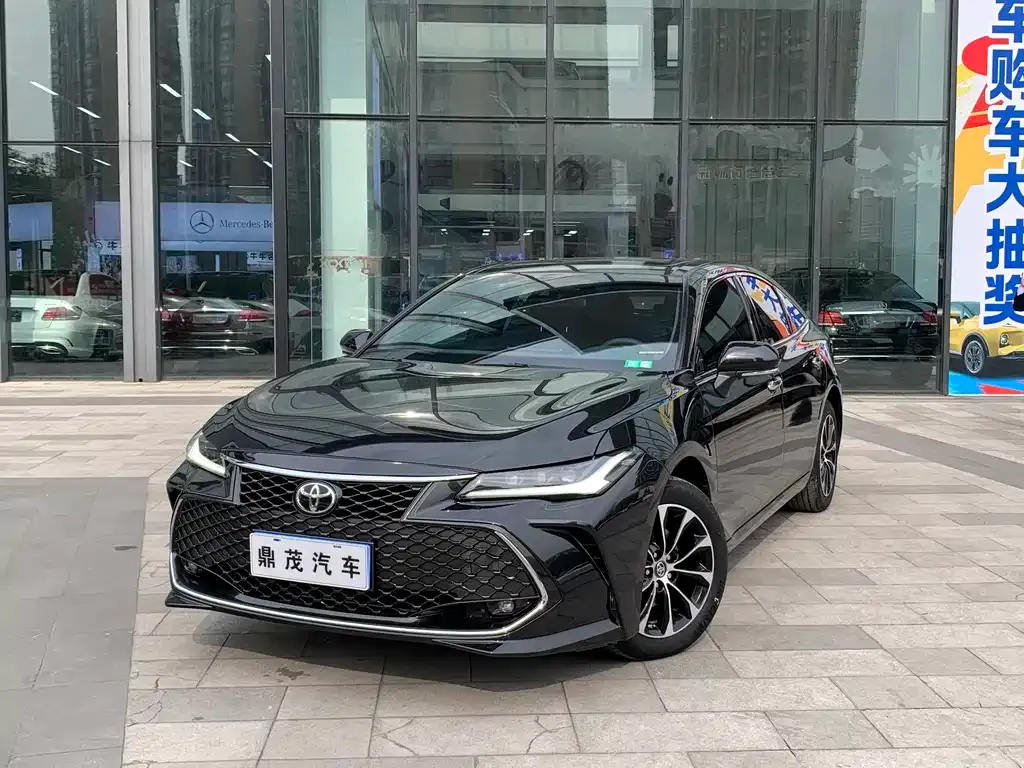 Toyota Avalon — фото 10