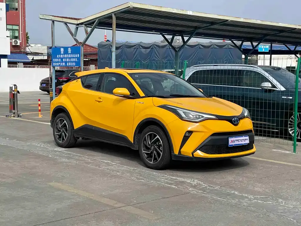 Toyota C-HR — фото 5