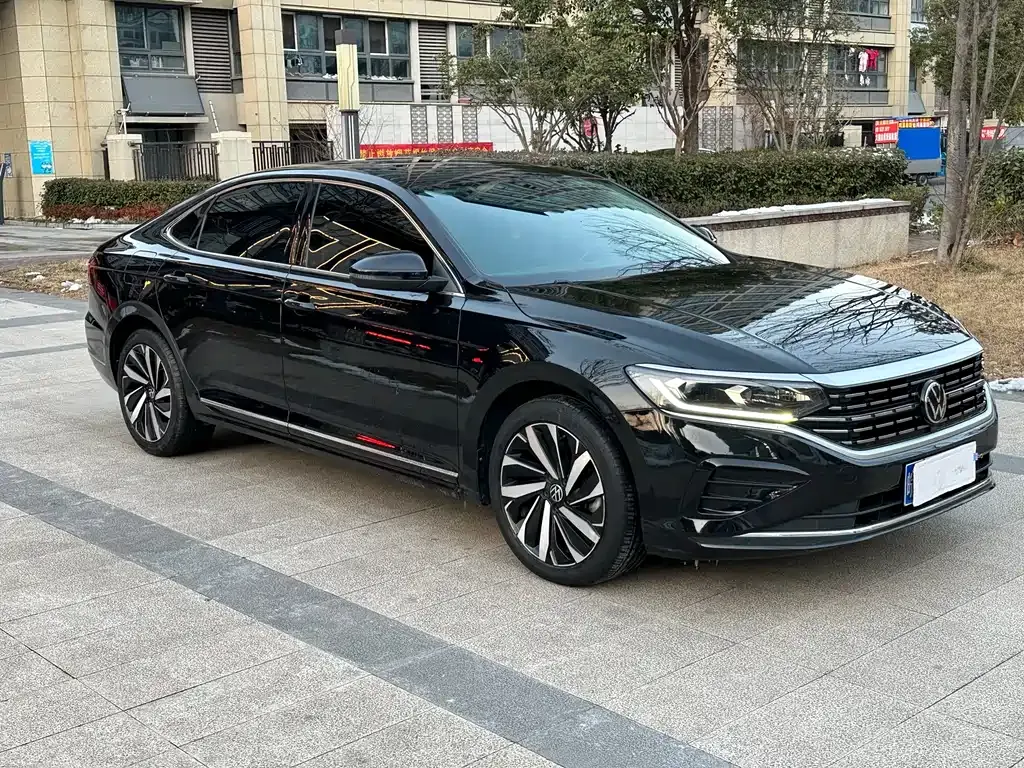 Volkswagen Passat — фото 9