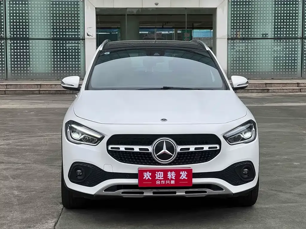 Mercedes-Benz GLA — фото 8