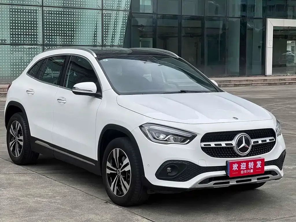 Mercedes-Benz GLA — фото 7