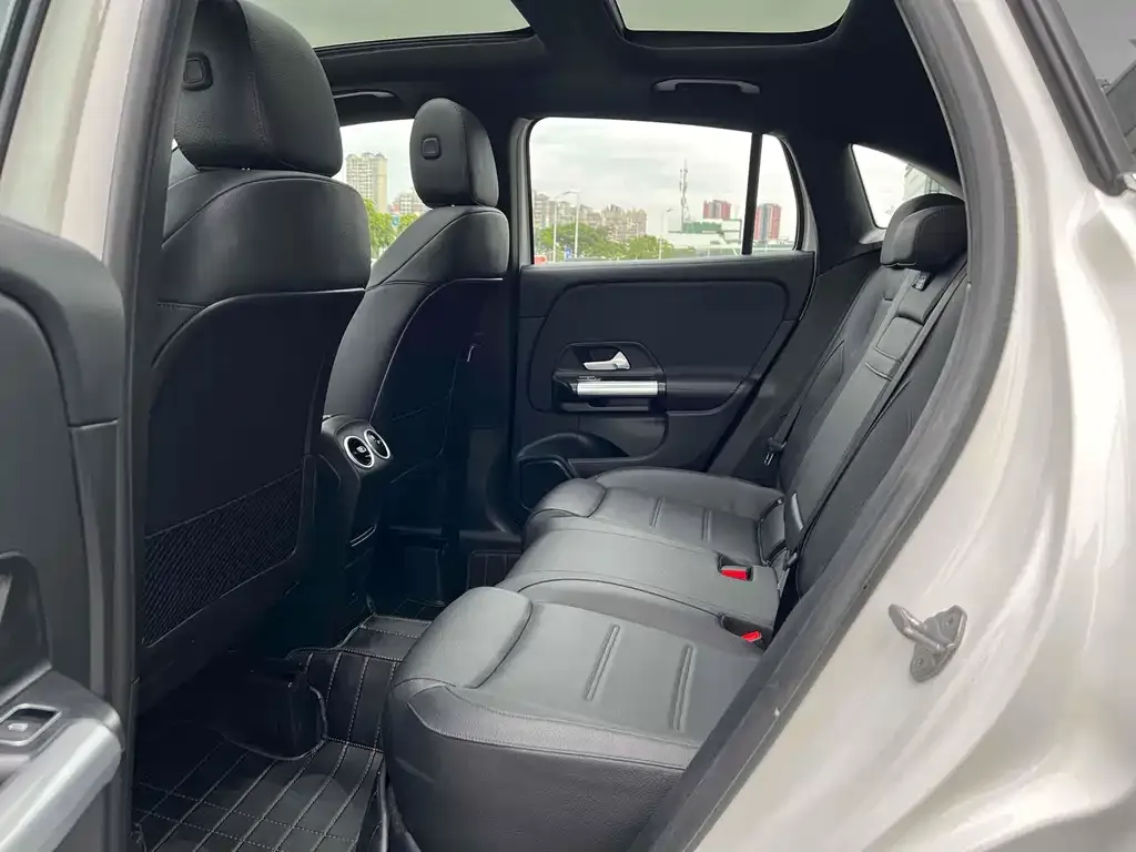 Mercedes-Benz GLA — фото 2