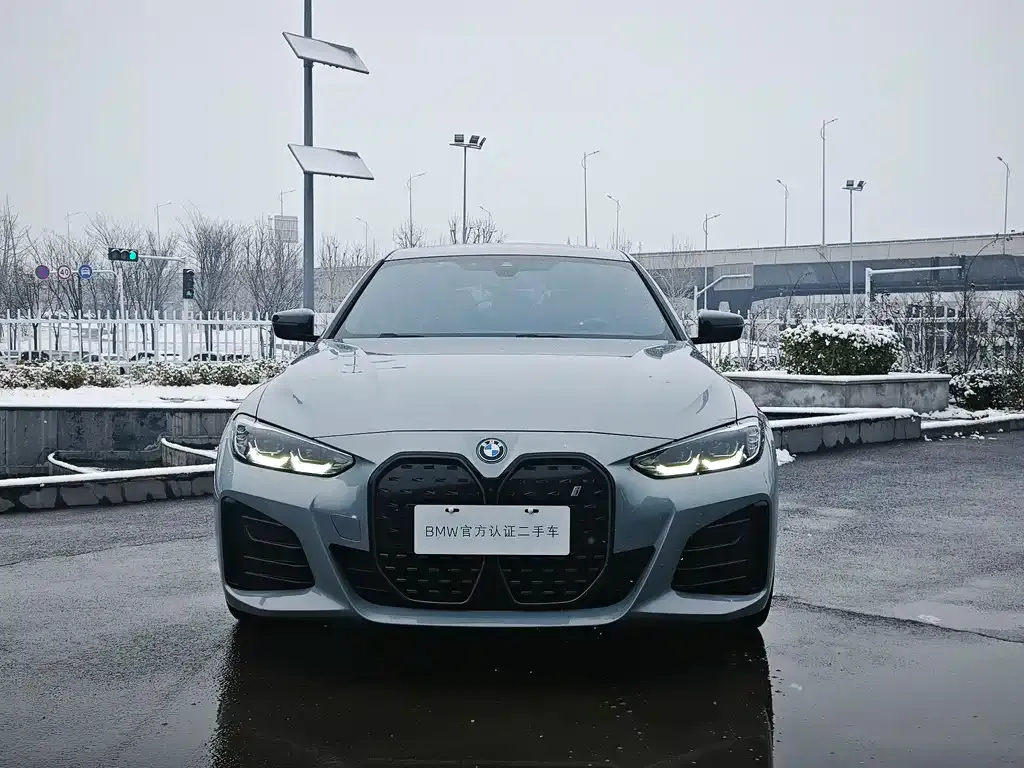 BMW i4 — фото 6