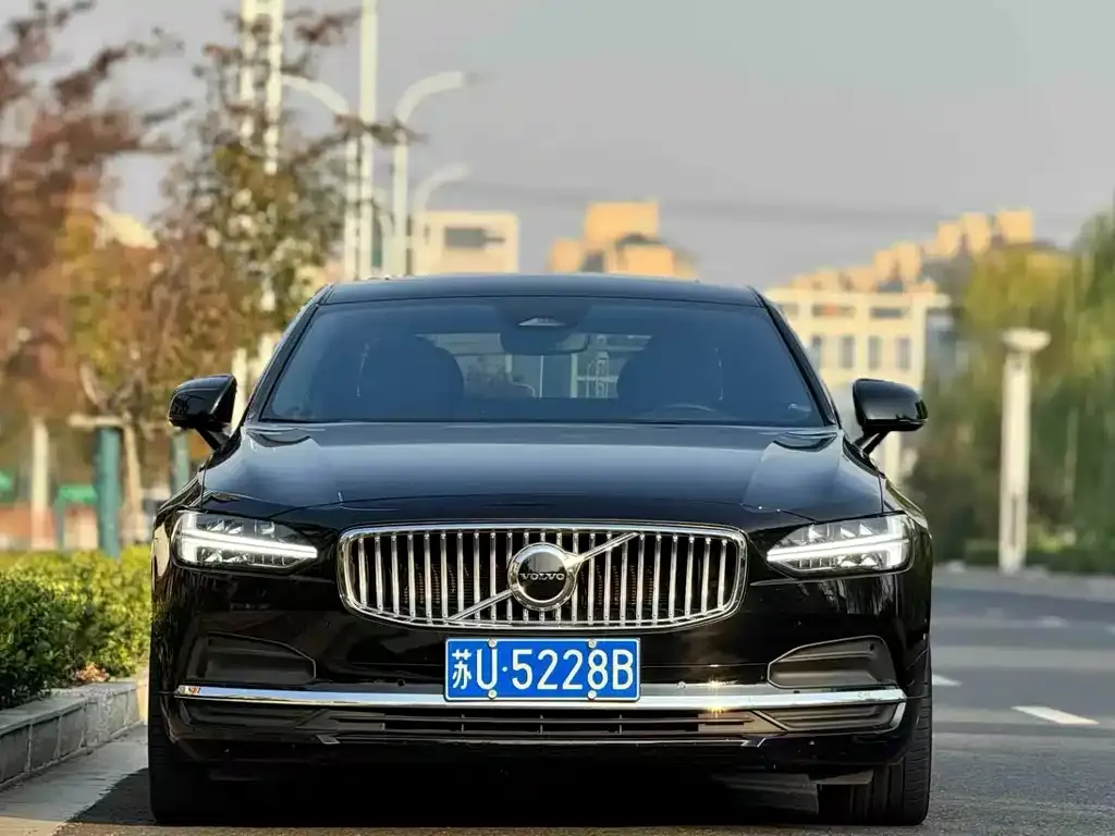 Volvo S90 — фото 6