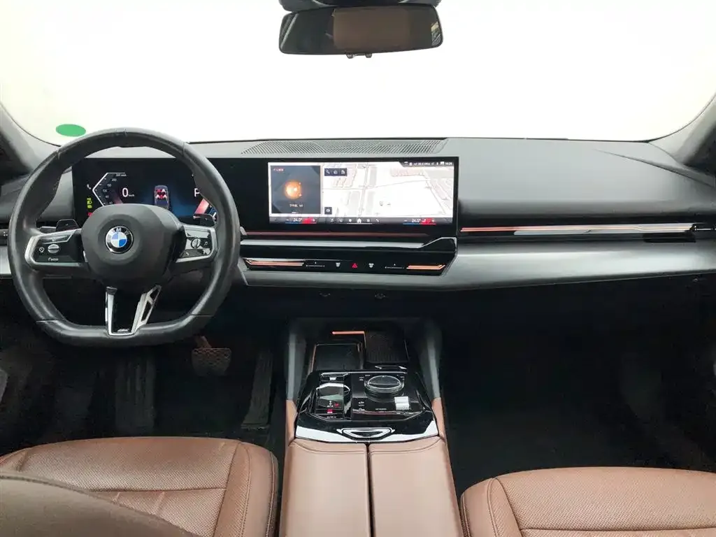 BMW 5 Series — фото 3