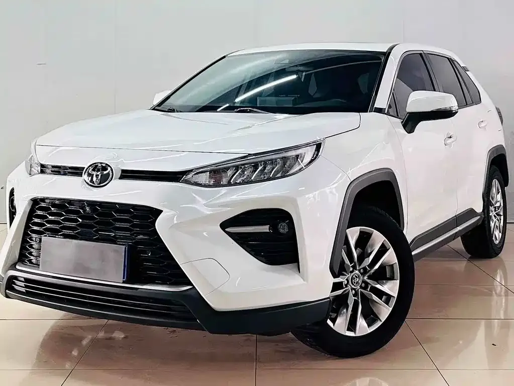 Toyota Wildlander — фото 1