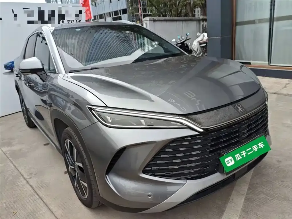 BYD L DM-i — фото 9
