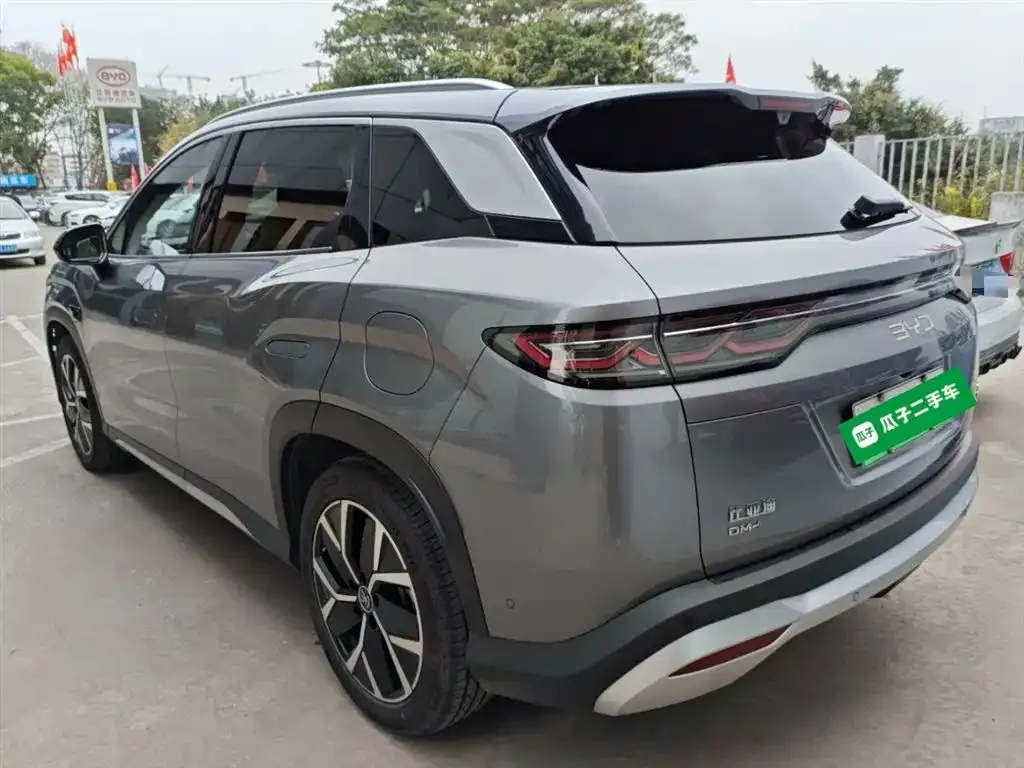 BYD L DM-i — фото 6