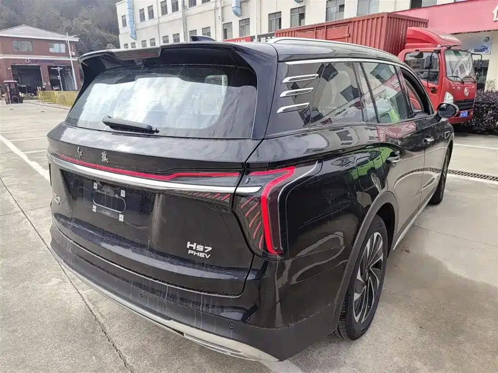 Hongqi HS7 PHEV — фото 7