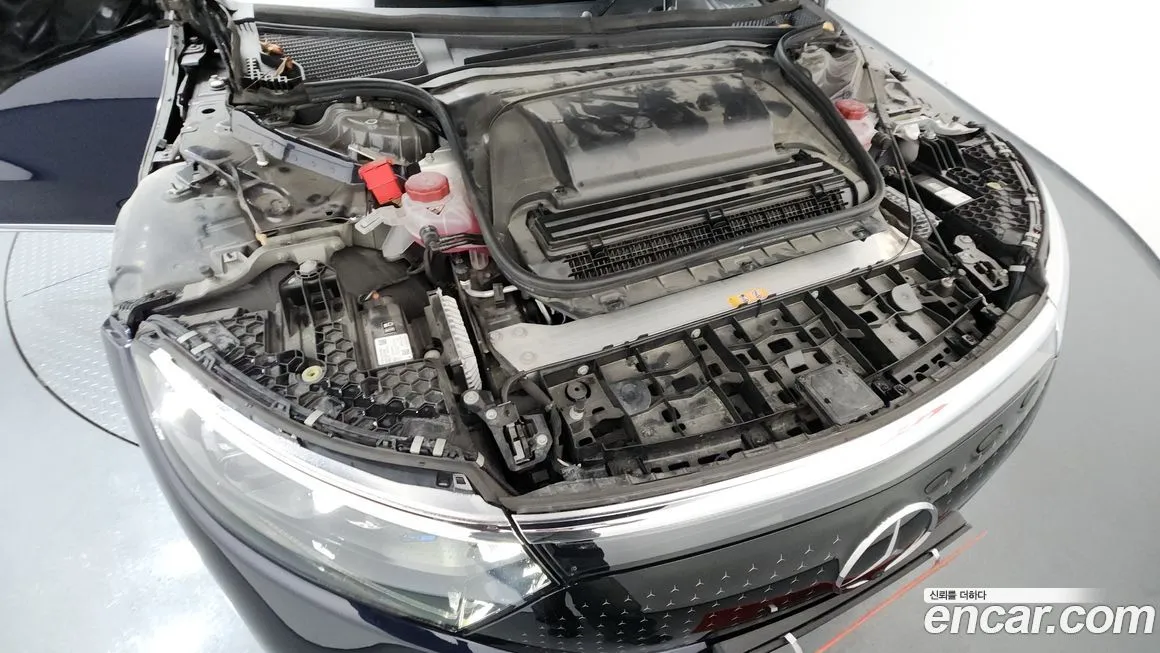 Mercedes-Benz EQS — фото 10