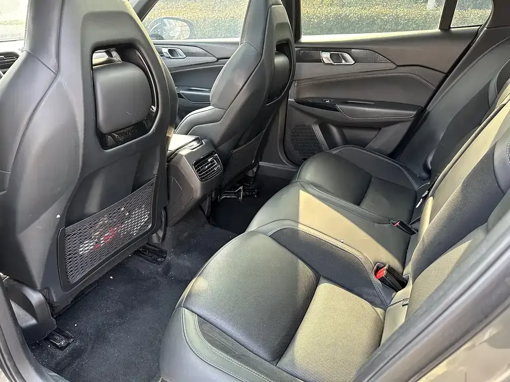 Lynk & Co 03 — фото 4