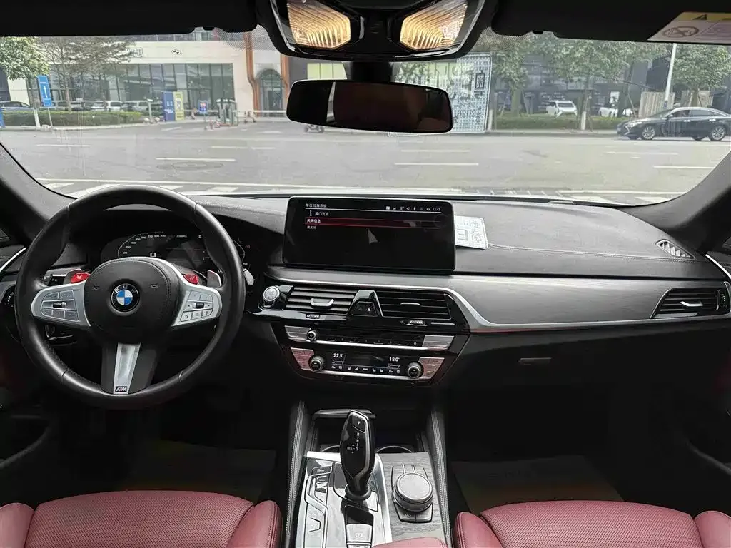 BMW 5 Series — фото 4