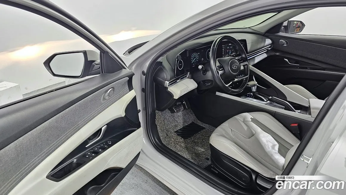 Hyundai AVANTE — фото 9