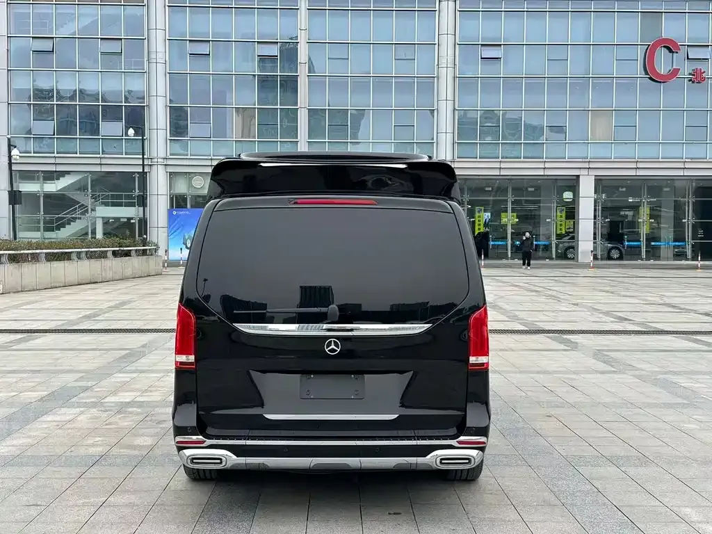 Mercedes-Benz V-Class — фото 2