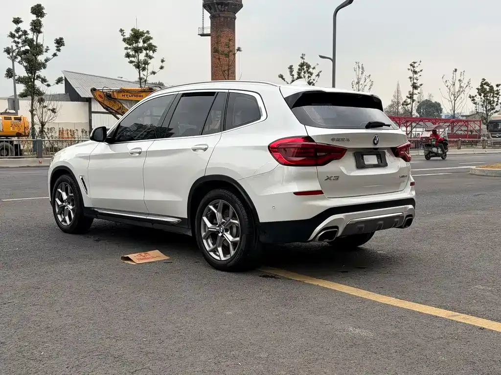 BMW X3 — фото 5
