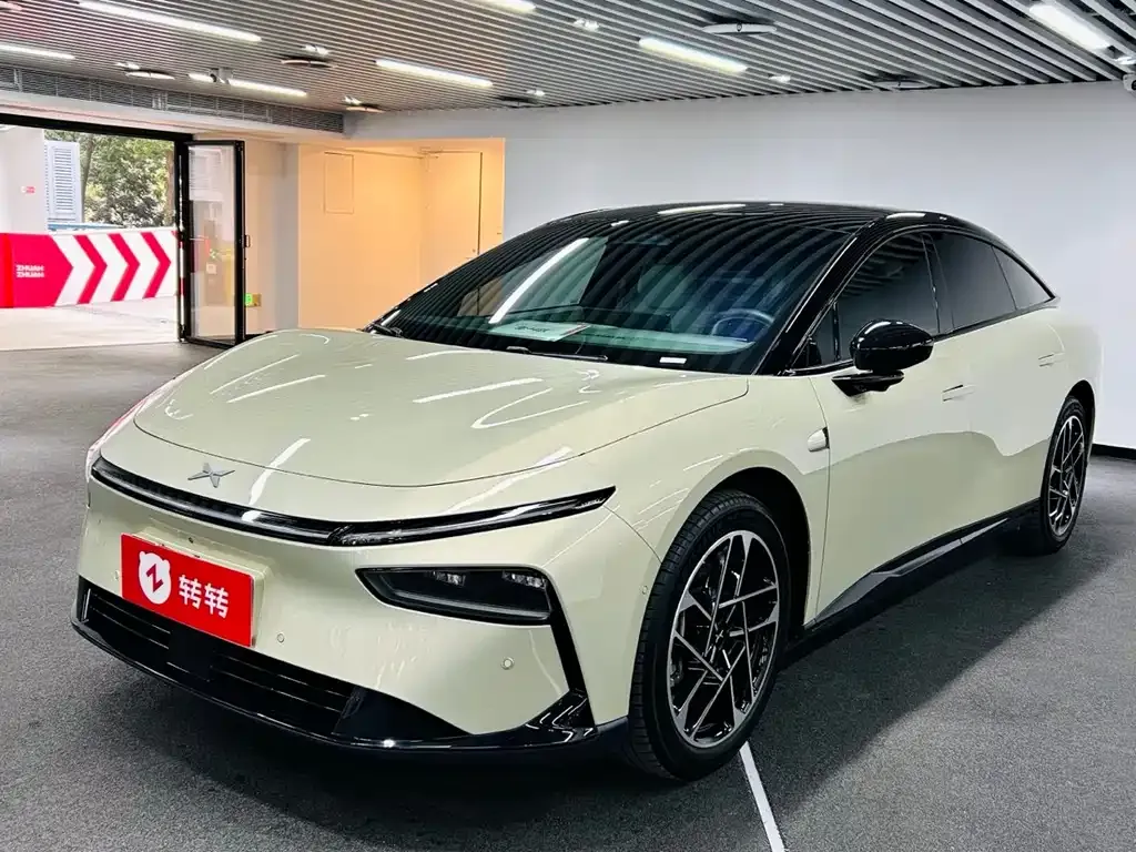 XPeng P7+ — фото 1