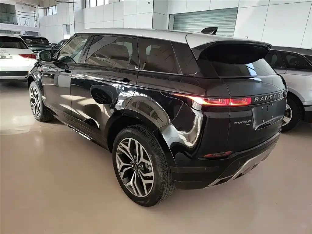 Land Rover Evoque — фото 9