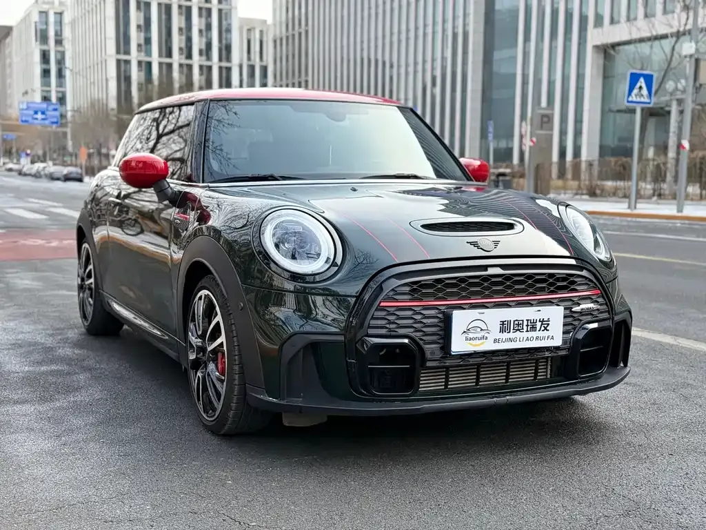 MINI JCW (John Cooper Works) — фото 7