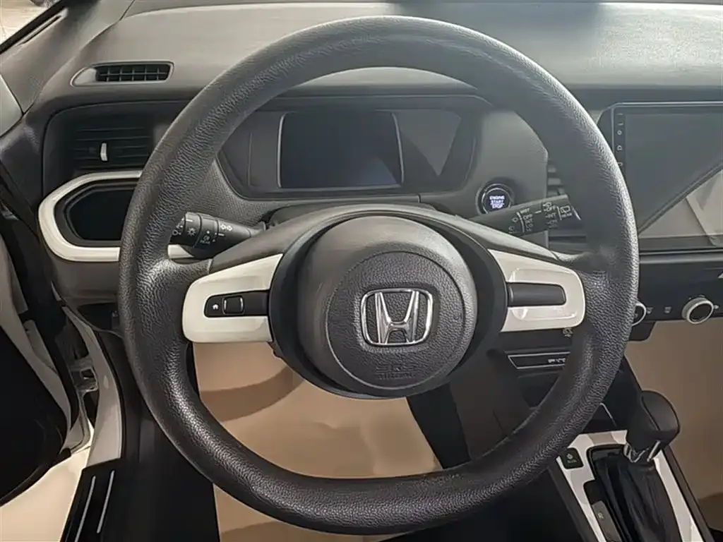 Honda Fit — фото 3