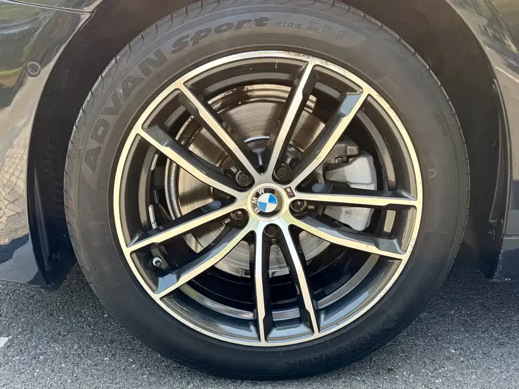 BMW 5 Series — фото 4
