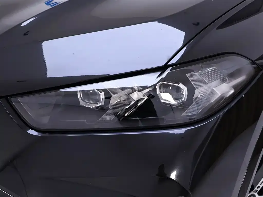 BMW X5 — фото 8