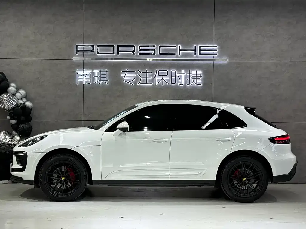 Porsche Macan — фото 8