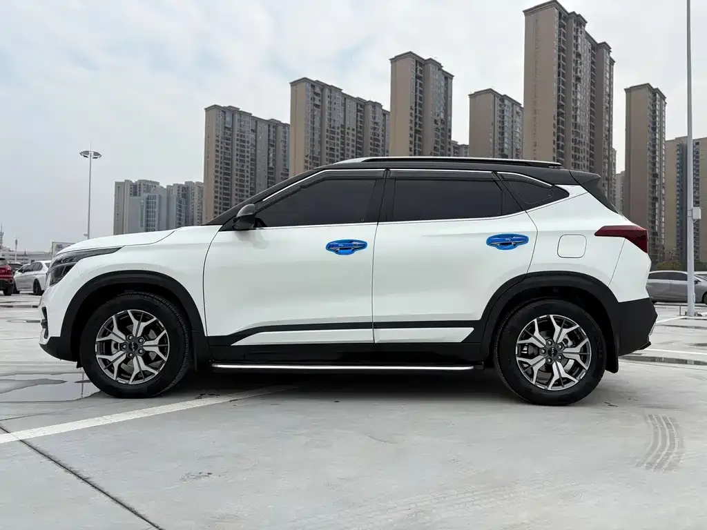 Kia KX3 — фото 3