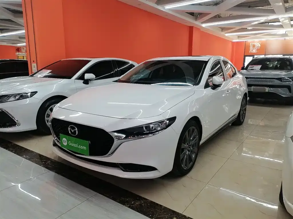 Mazda 3 Axela — фото 2