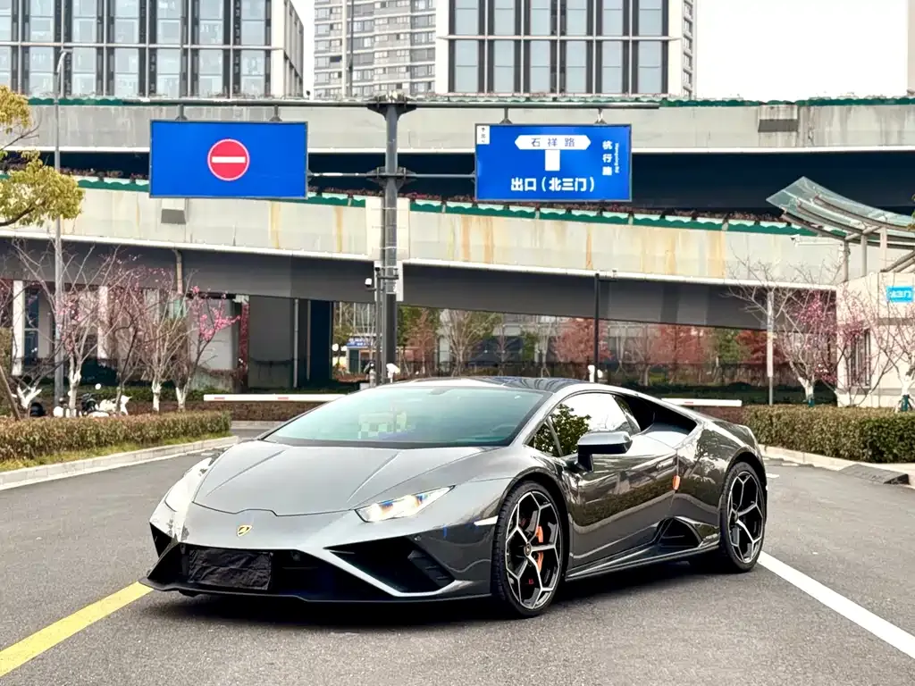 Lamborghini Huracan — фото 9