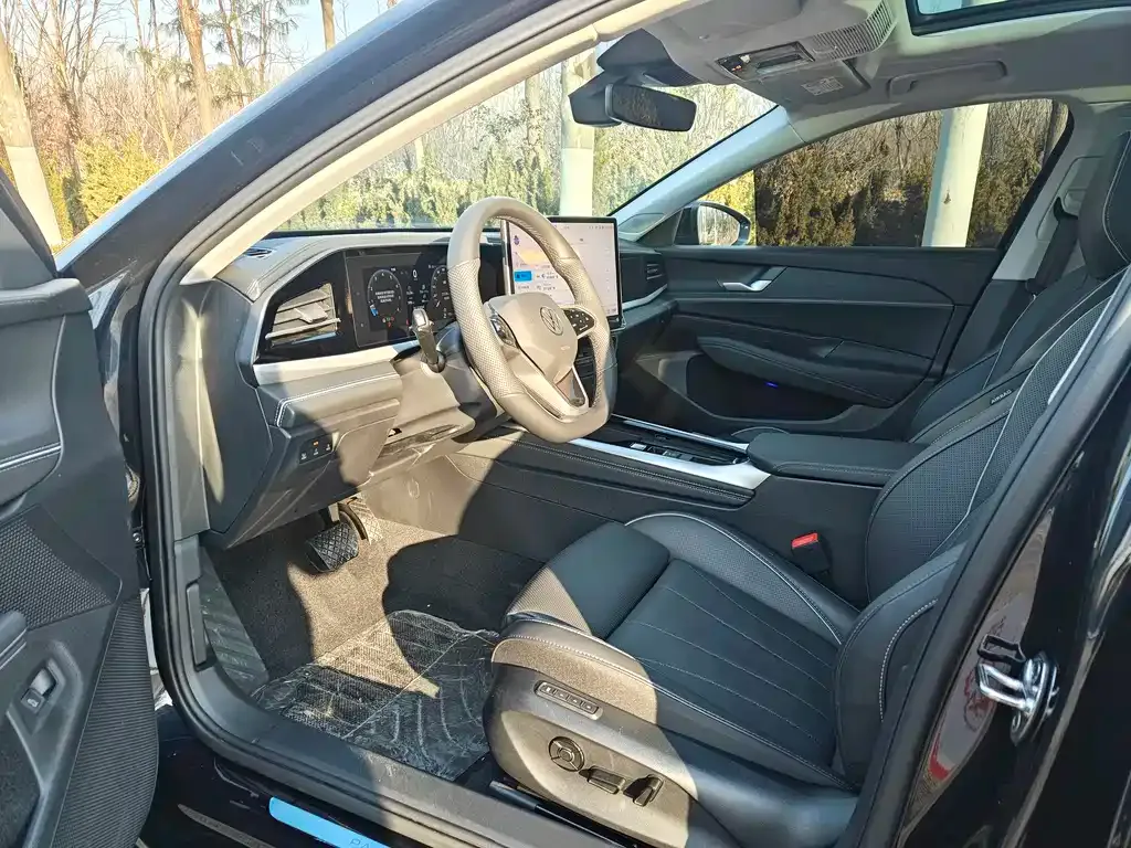 Volkswagen Passat — фото 3
