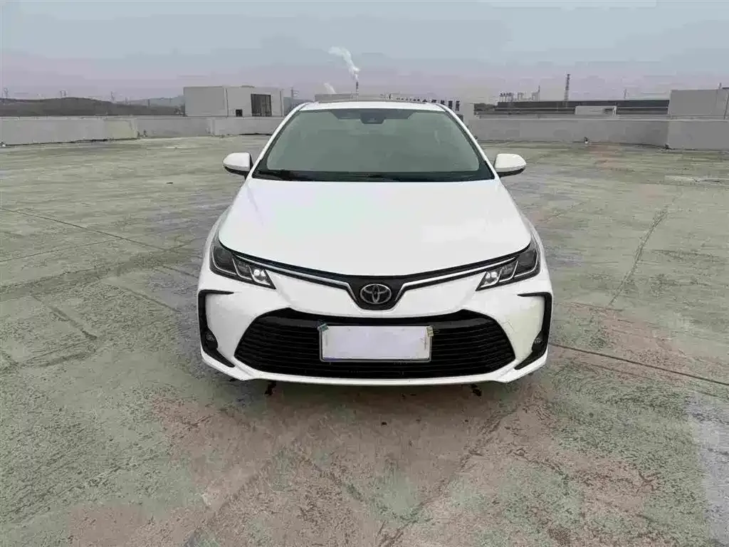 Toyota Corolla — фото 3