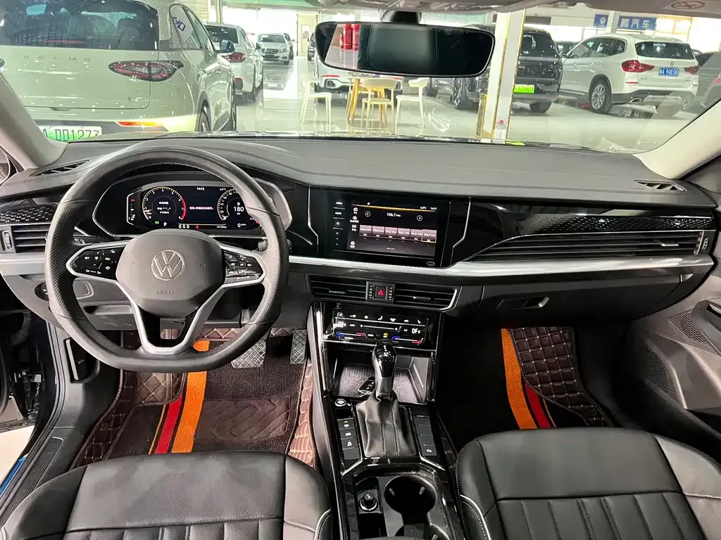 Volkswagen Passat — фото 7
