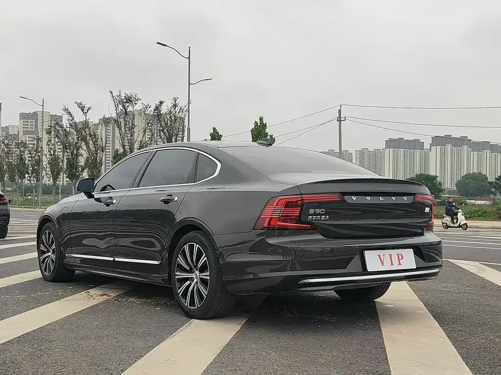 Volvo S90 PHEV — фото 8