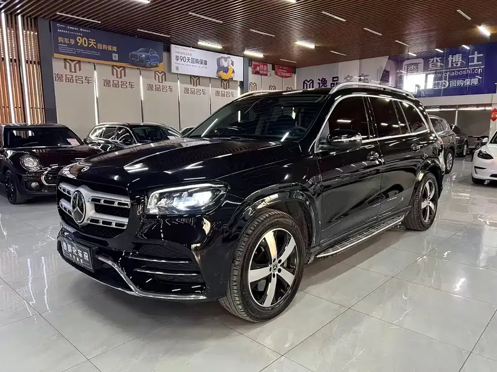 Mercedes-Benz GLS — фото 1