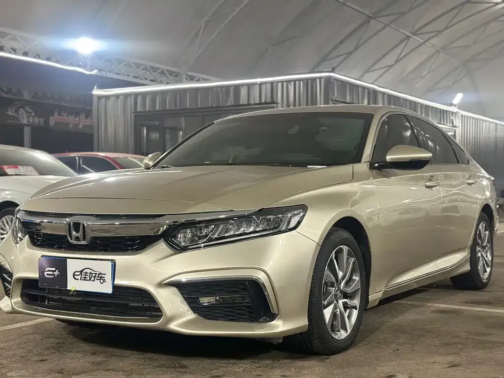 Honda Inspire — фото 1