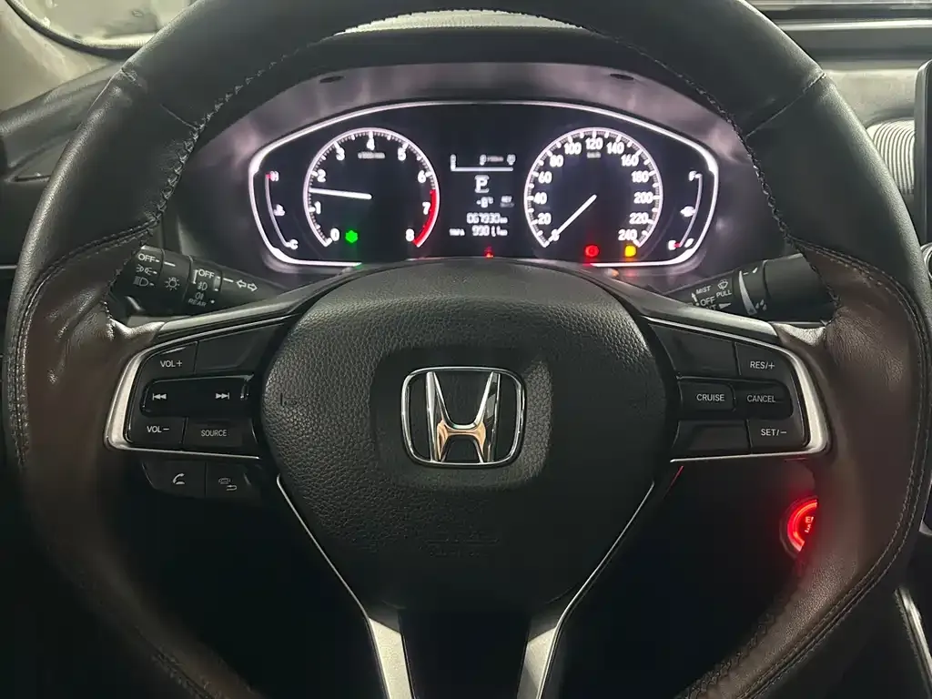 Honda Inspire — фото 9