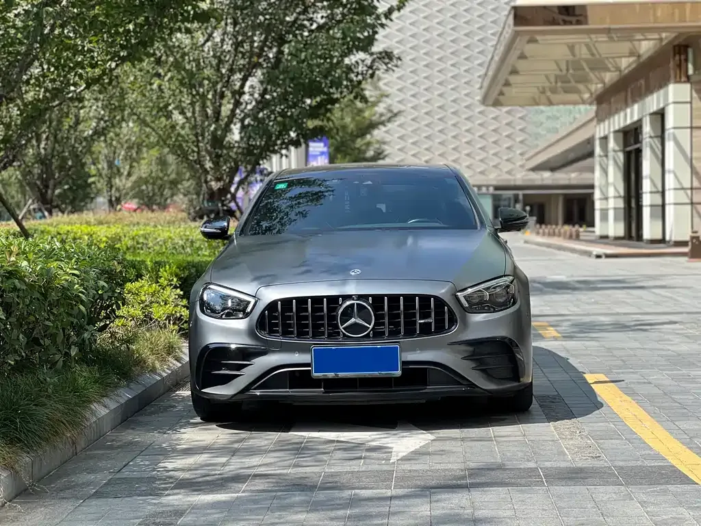 Mercedes-Benz E-Class AMG — фото 3