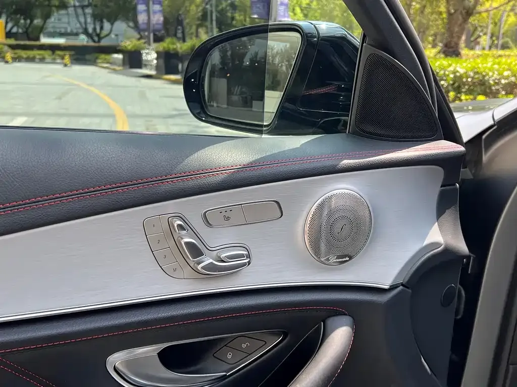 Mercedes-Benz E-Class AMG — фото 8