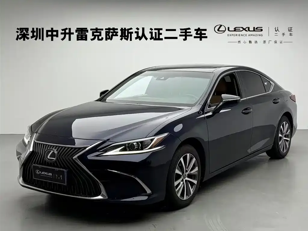 Lexus ES — фото 1
