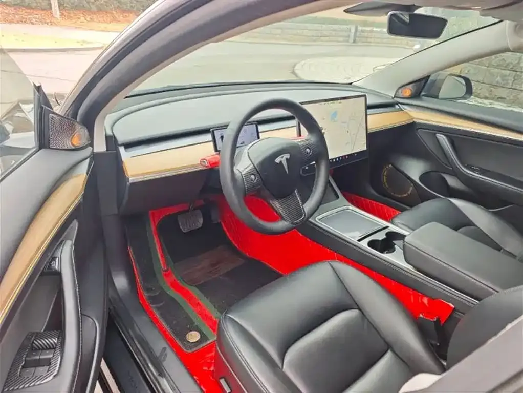 Tesla Model 3 — фото 6