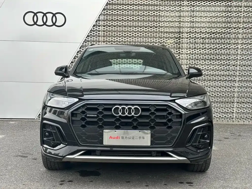 Audi Q5L — фото 7