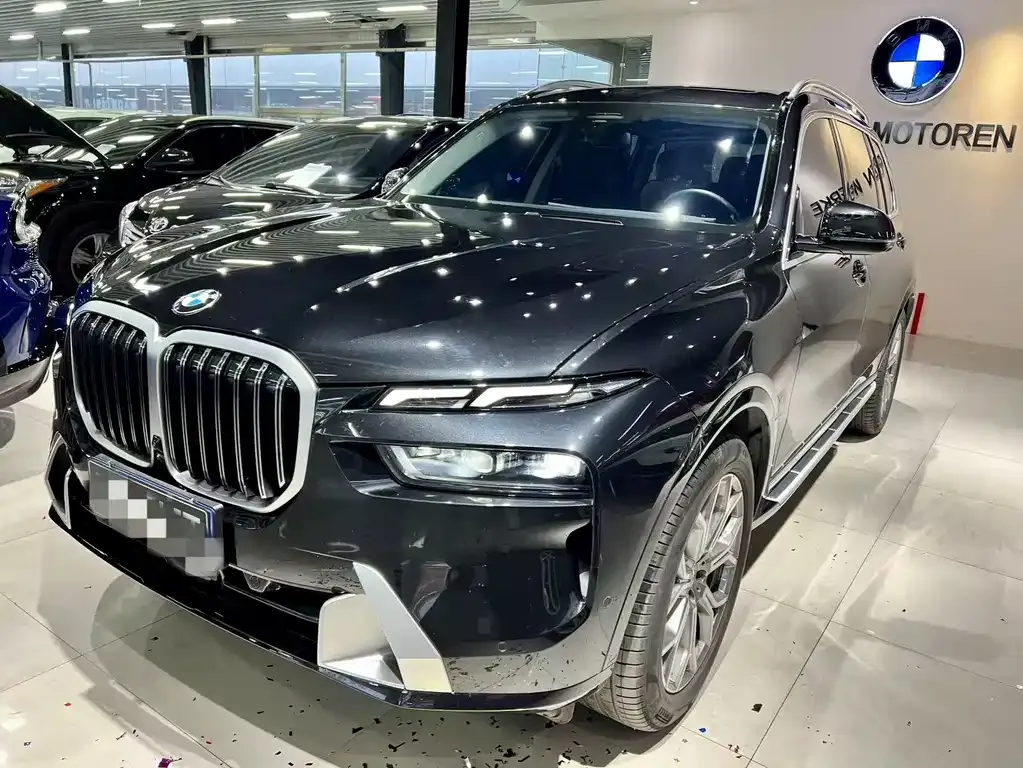 BMW X7 — фото 1
