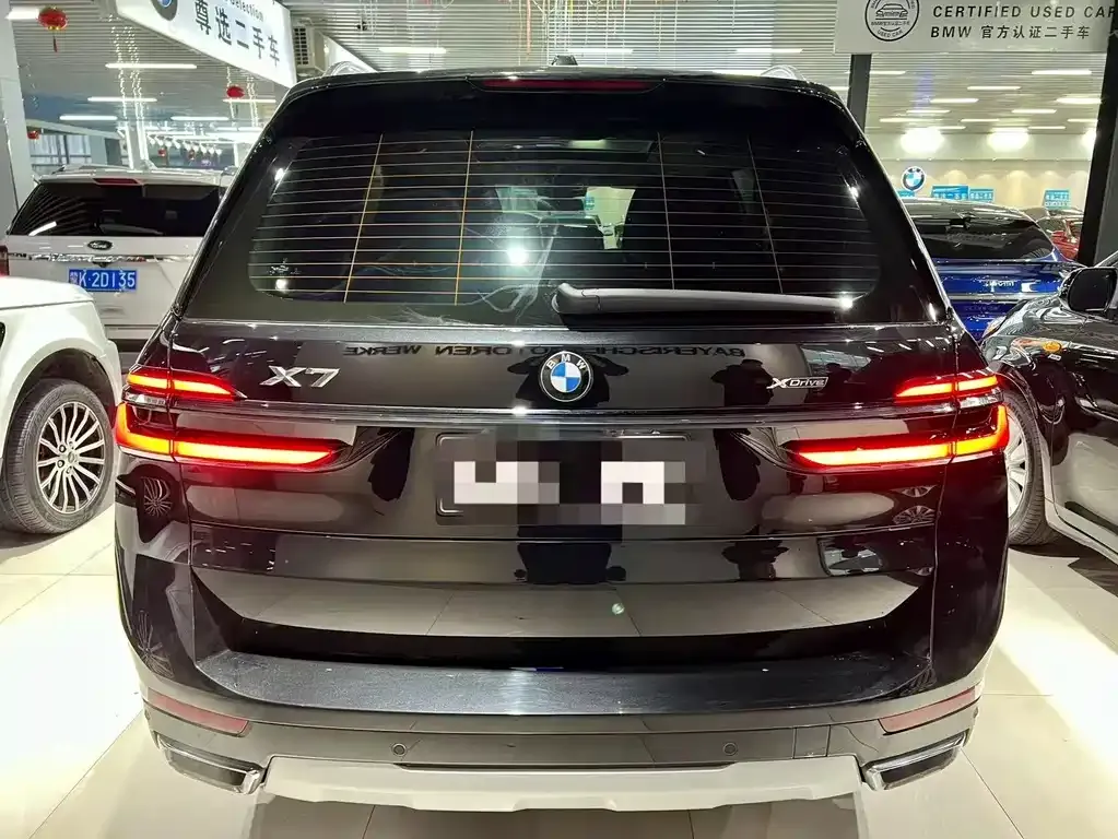 BMW X7 — фото 5