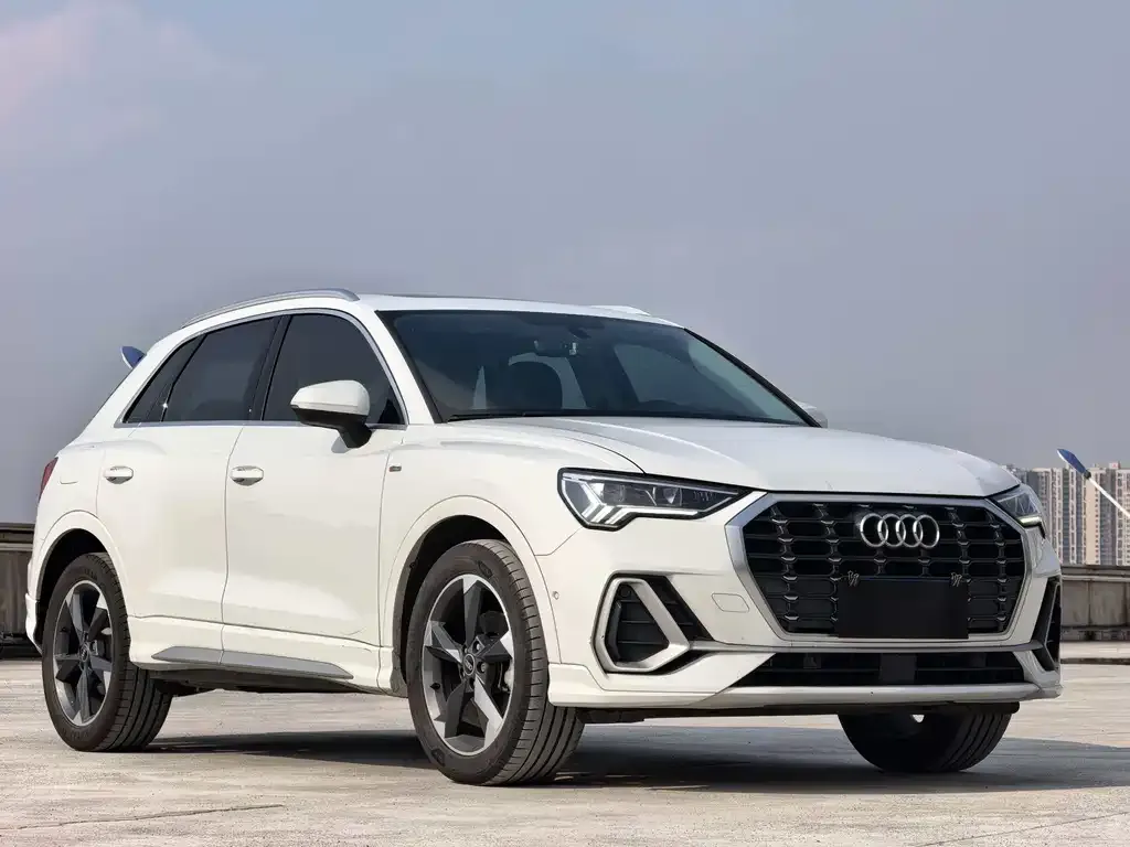 Audi Q3 — фото 3