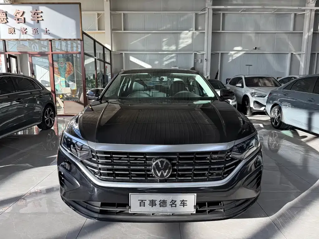 Volkswagen Passat — фото 7