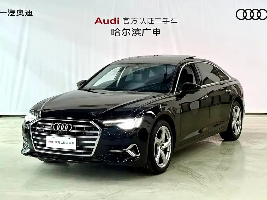 Audi A6L — фото 1