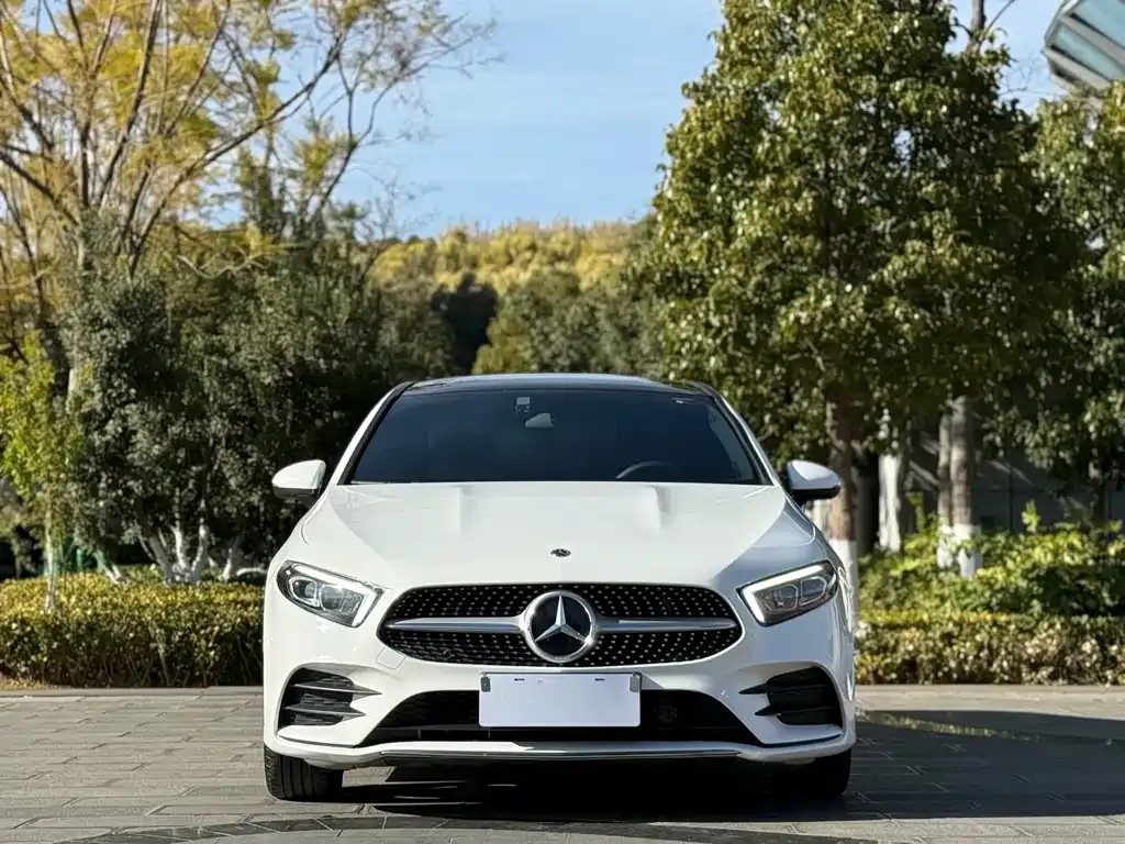 Mercedes-Benz A-Class — фото 6