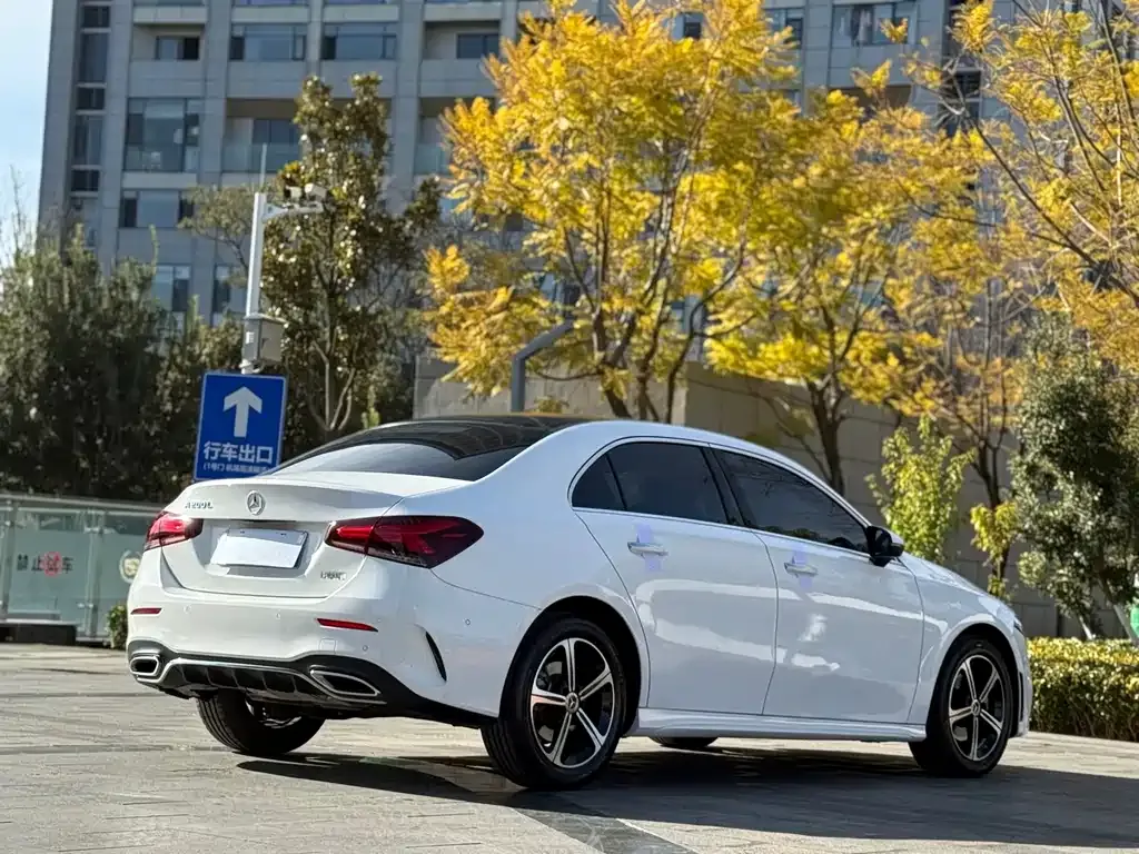 Mercedes-Benz A-Class — фото 10
