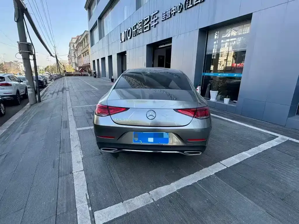 Mercedes-Benz CLS — фото 6